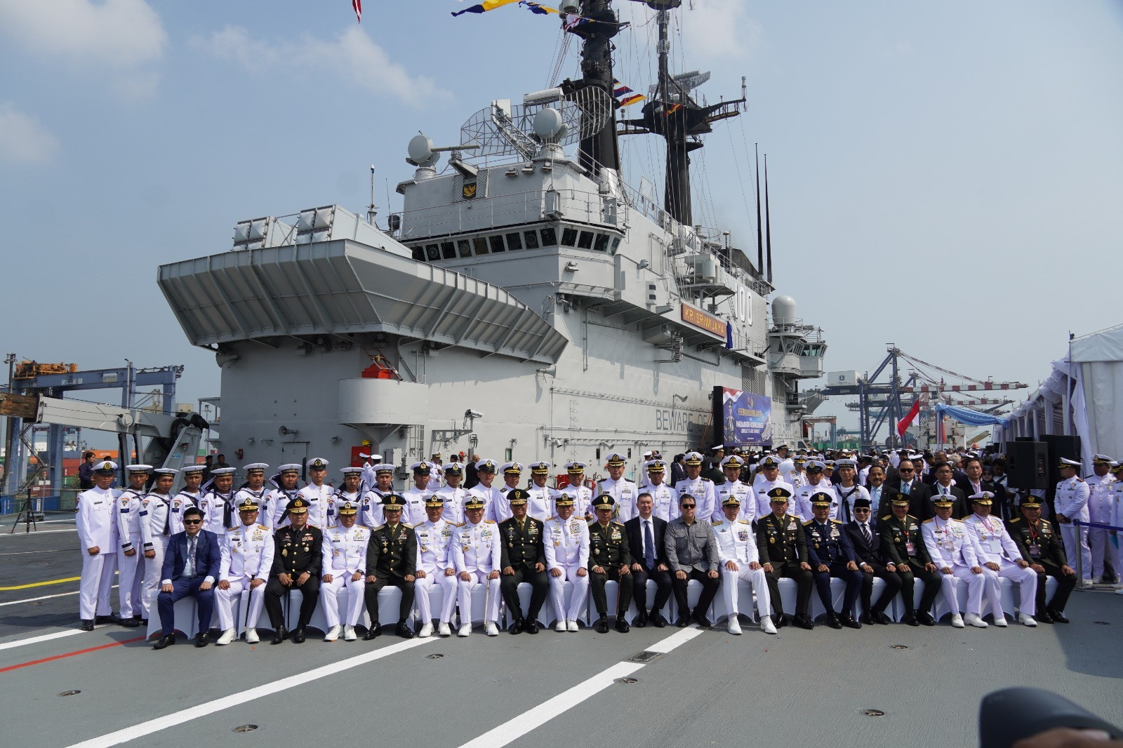 Panglima TNI Resmikan KRI Sriwijaya-100, Kapal Induk Pertama TNI Angkatan Laut