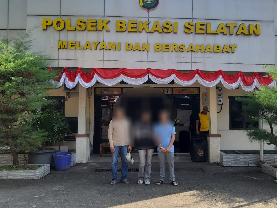Tim Reskrim Polsek Bekasi Selatan Tangkap Tiga Pelaku Vandalisme Viral di Fly Over Ahmad Yani
