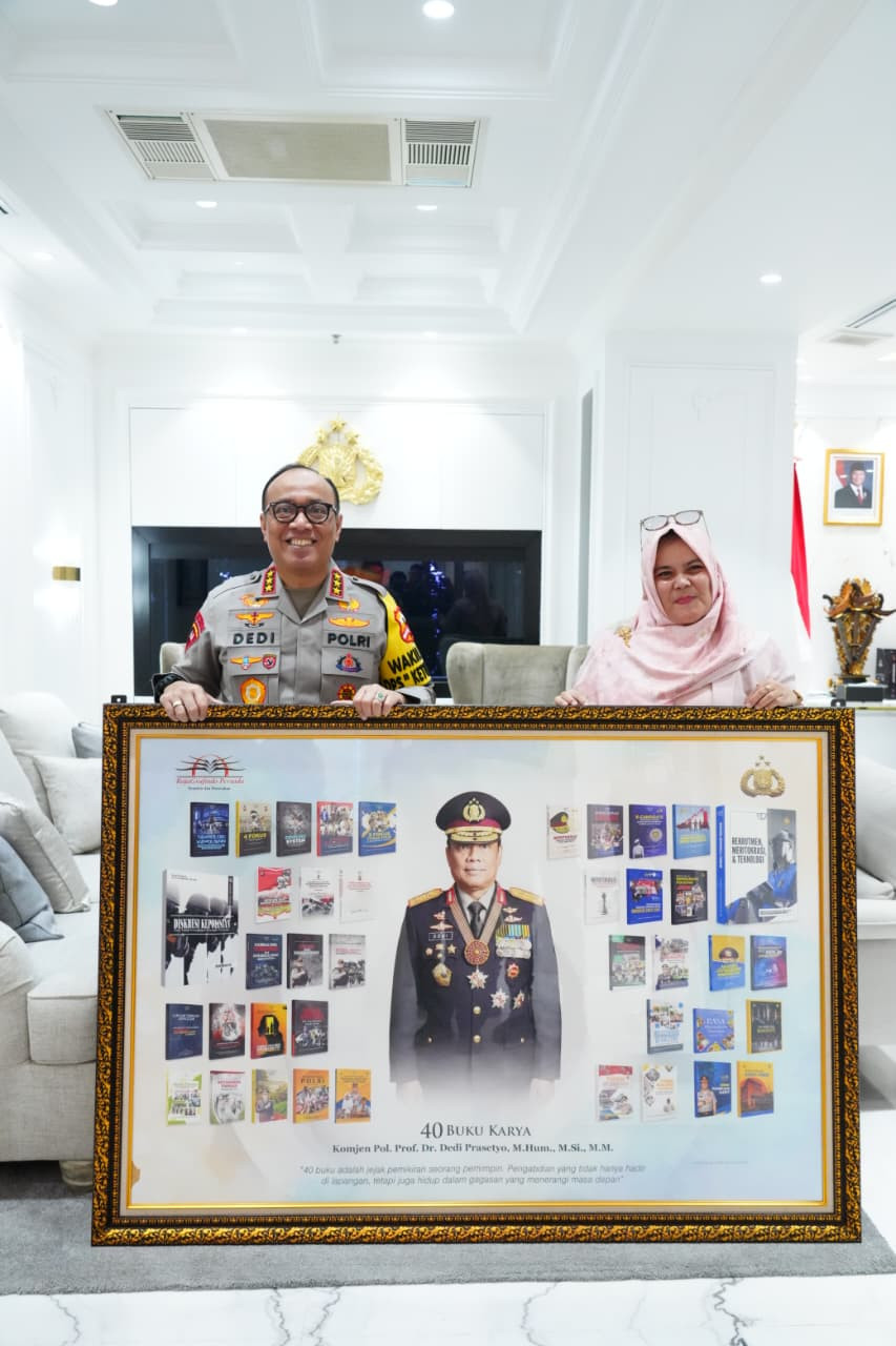 Menulis untuk Masa Depan: 39 dari 40 Buku Wakapolri Komjen Pol. Dedi Prasetyo Resmi Terdaftar HAKI