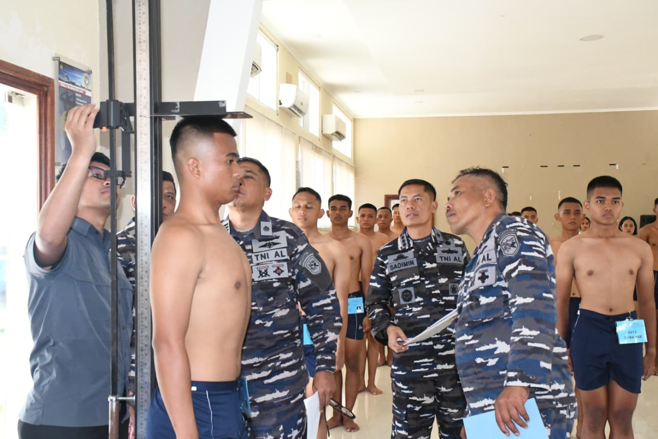 Danlanal Sabang Selaku Ketua Panitia Daerah Sabang Pimpin Pantukhirda Calon Bintara dan Tamtama PK TNI AL