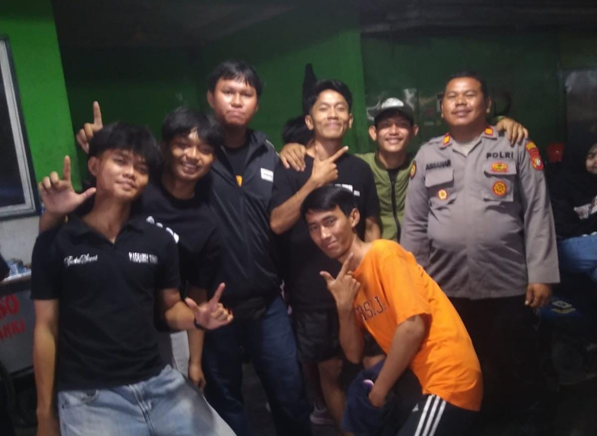Respons Cepat Aduan Masyarakat, Tim Perintis Presisi Polres Metro Bekasi Kota Bubarkan Keramaian Tak Berizin di Cikunir