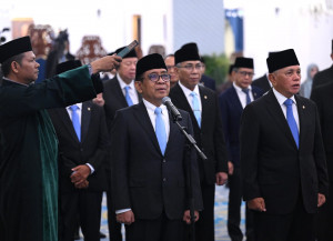 Panglima TNI Hadiri Pengangkatan 26 Anggota Wantimpres di Istana Negara